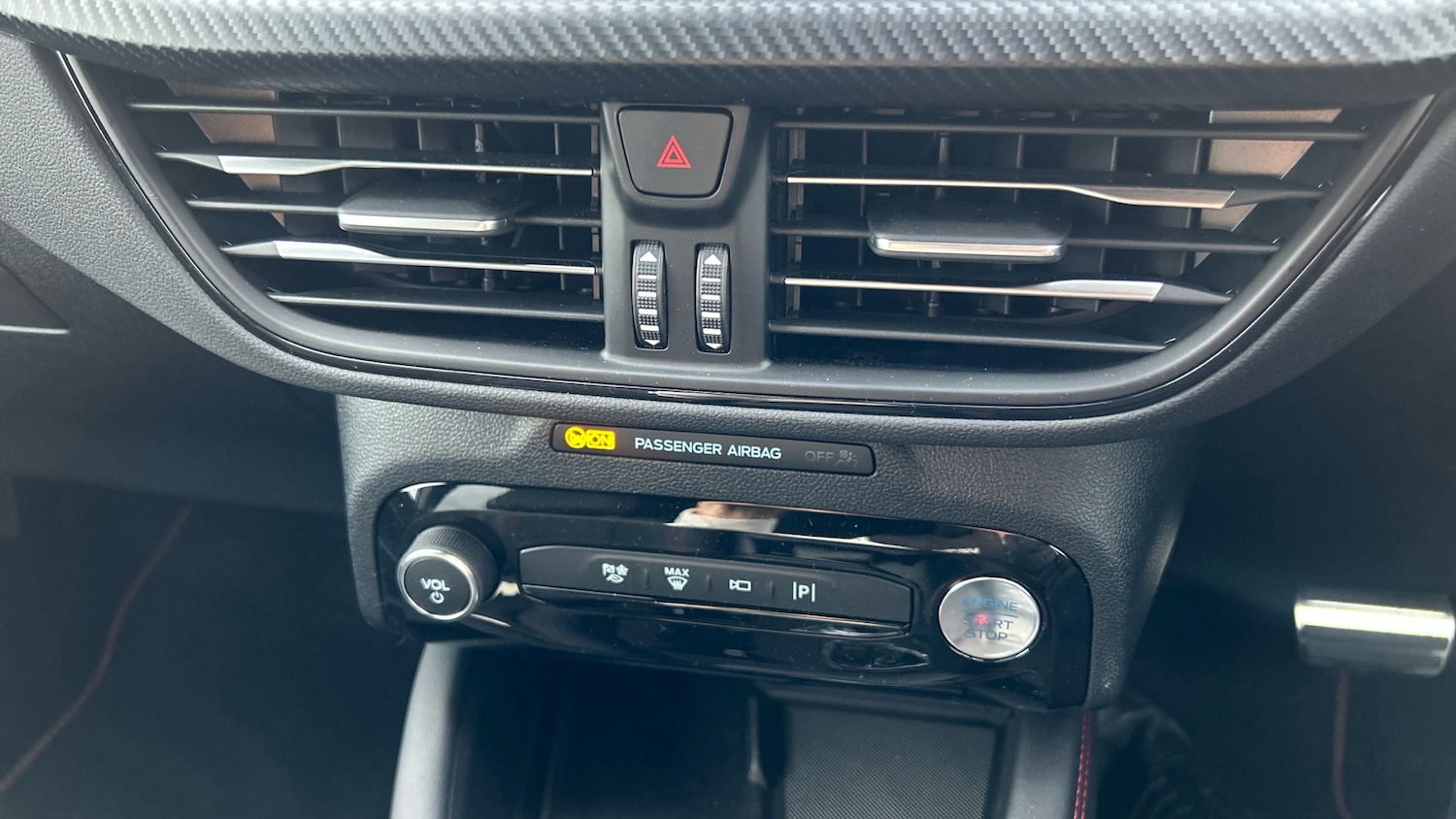 Used Ford Kuga 2025 for sale - 76384195: Photo 29