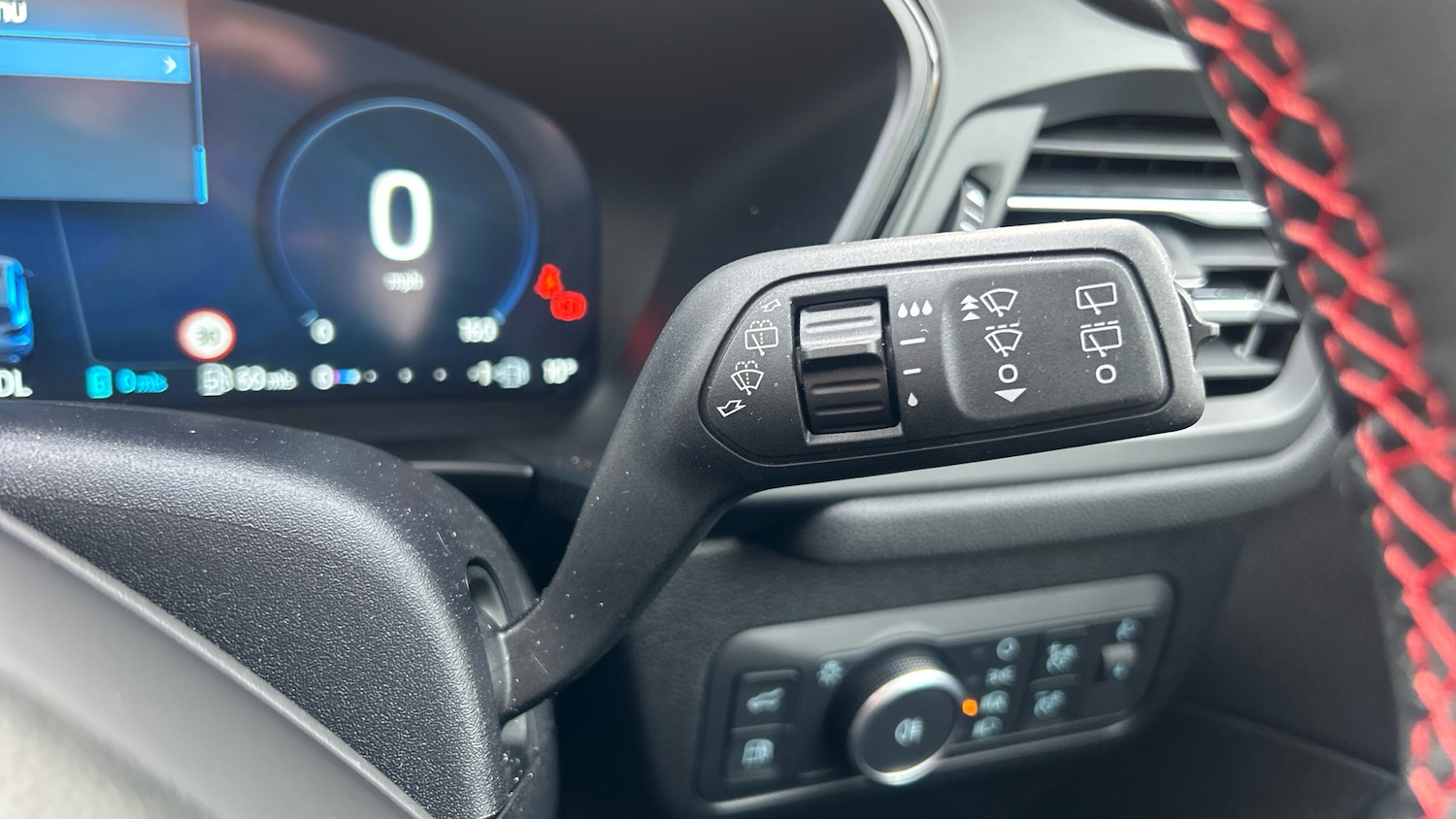 Used Ford Kuga 2025 for sale - 76384195: Photo 33