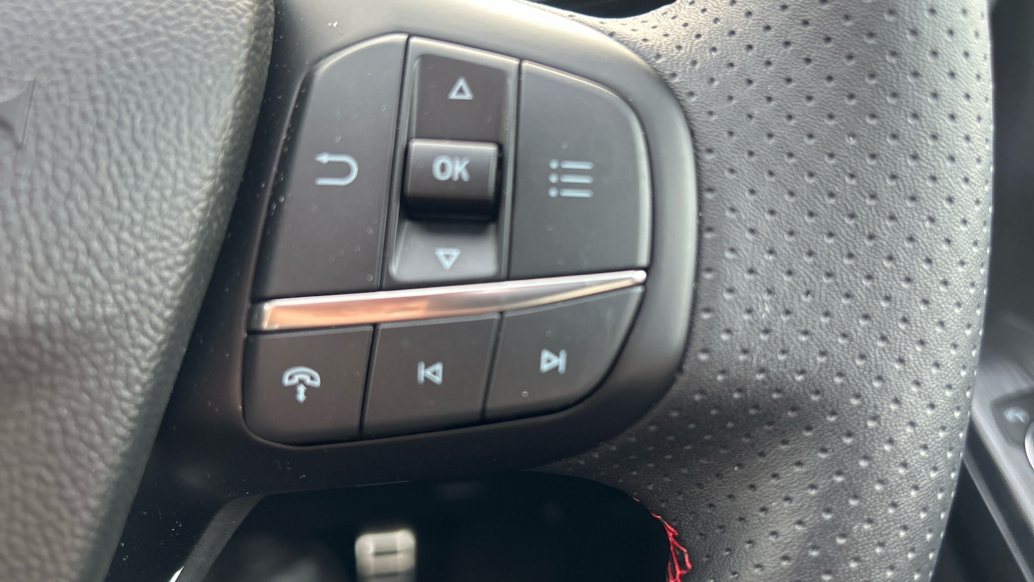 Used Ford Kuga 2025 for sale - 76384195: Photo 36