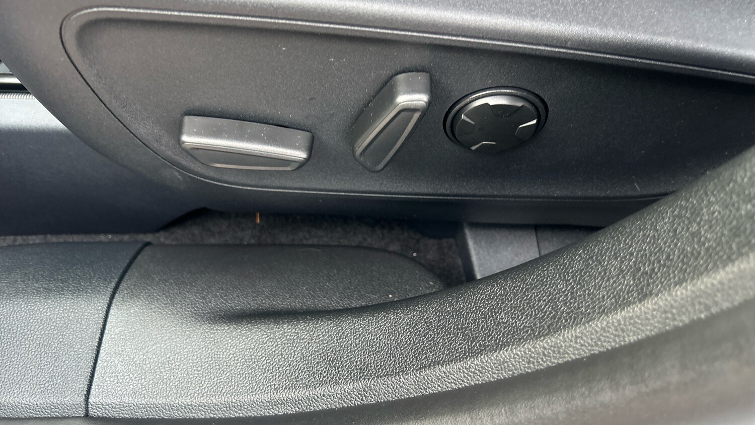 Used Ford Kuga 2025 for sale - 76384195: Photo 41