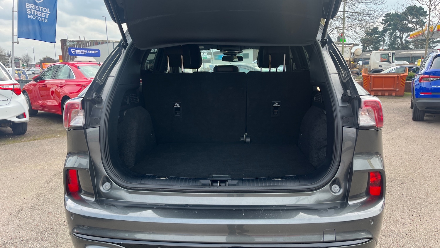 Used Ford Kuga 2020 for sale - 76428630: Photo 4