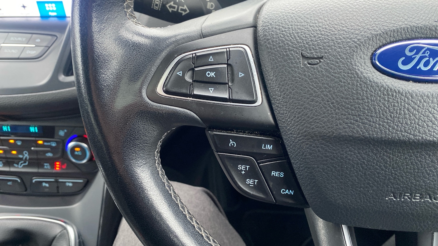 Used Ford Kuga 2018 for sale - 77329086: Photo 40