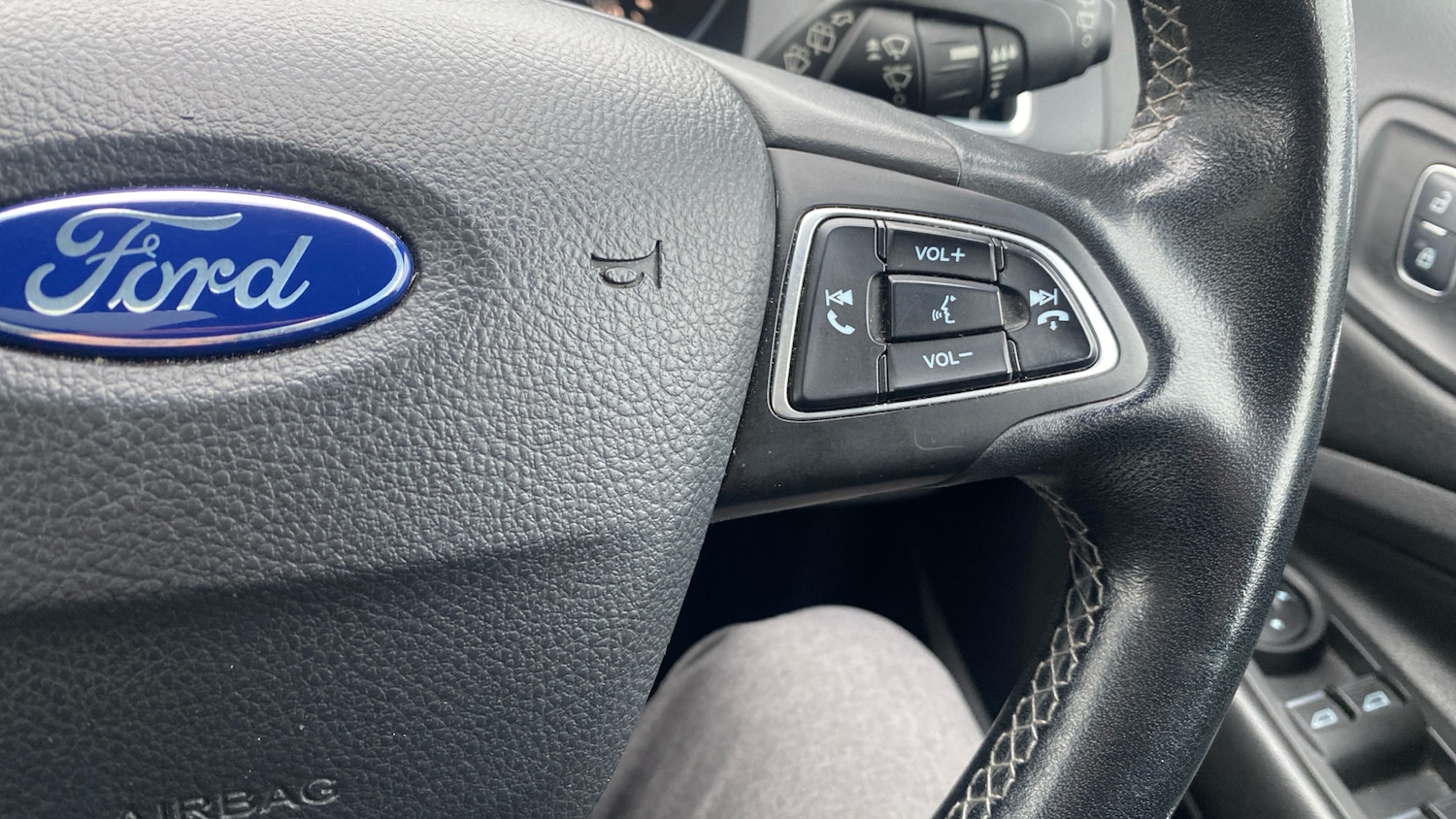 Used Ford Kuga 2018 for sale - 77329086: Photo 41