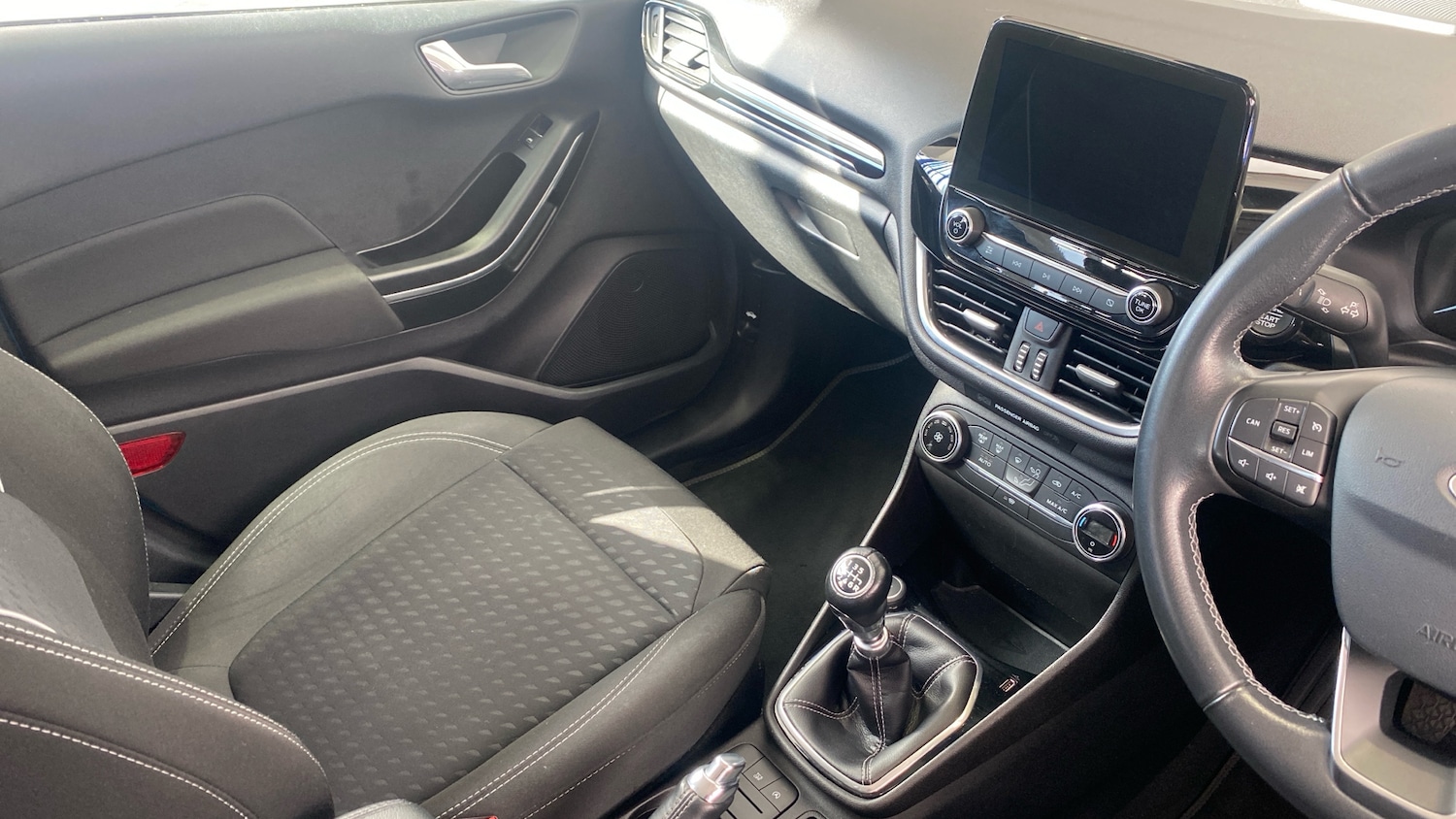 Used Ford Fiesta 2018 for sale - 78213451: Photo 14