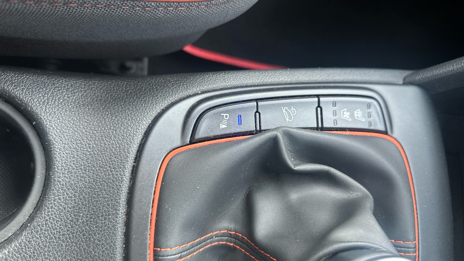 Used Hyundai KONA 2018 for sale - 76577055: Photo 24