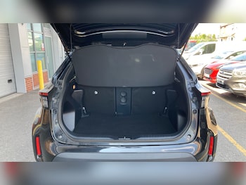 Used Toyota Yaris Cross 2023 for sale - 79215873: Photo