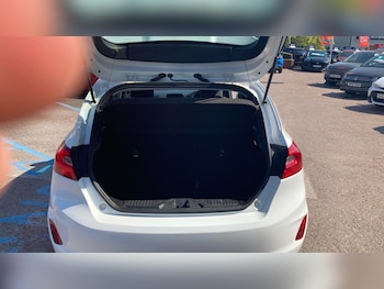 Used Ford Fiesta 2018 for sale - 79216428: Photo