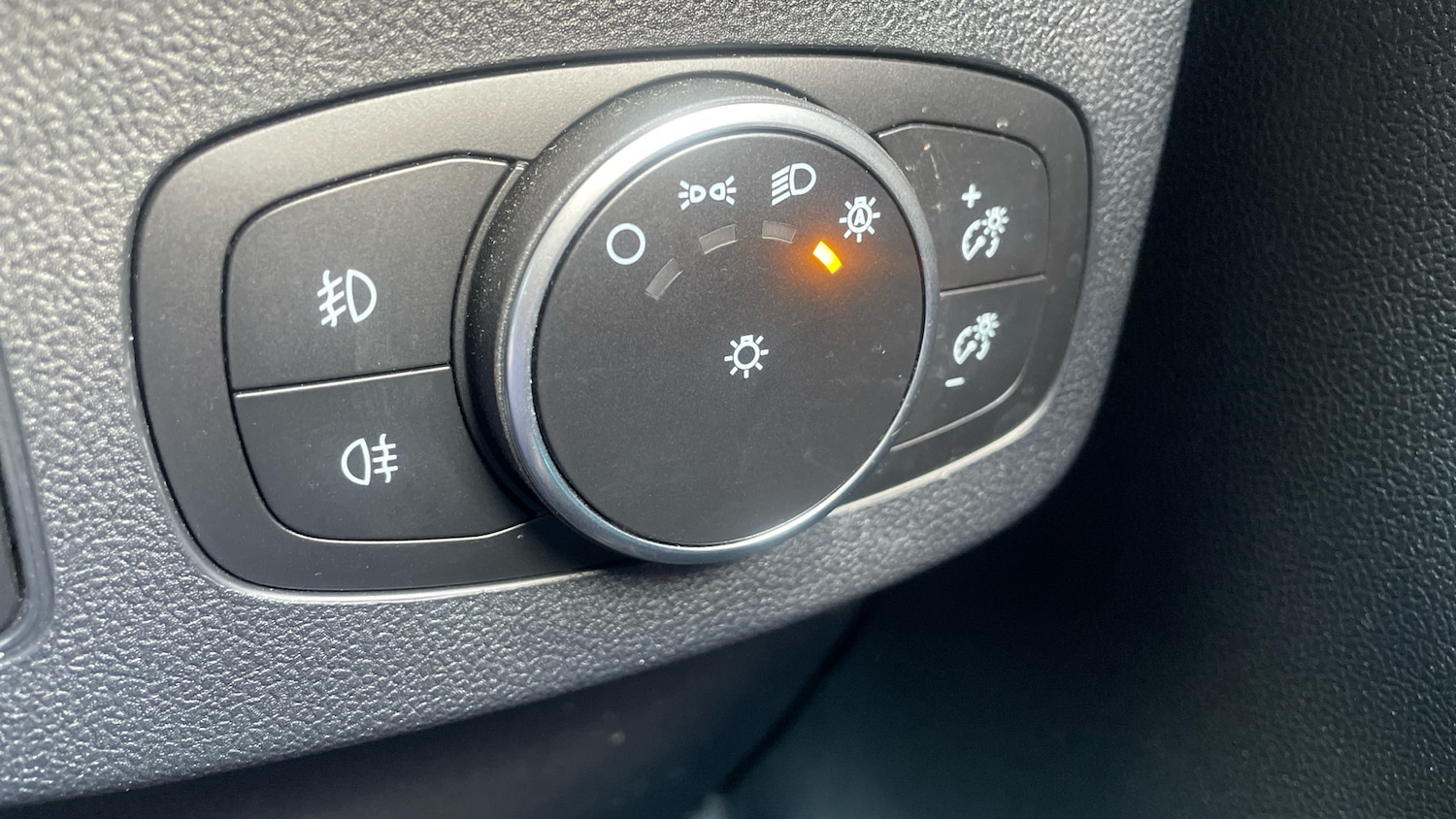 Used Ford Puma 2020 for sale - 77846301: Photo 32