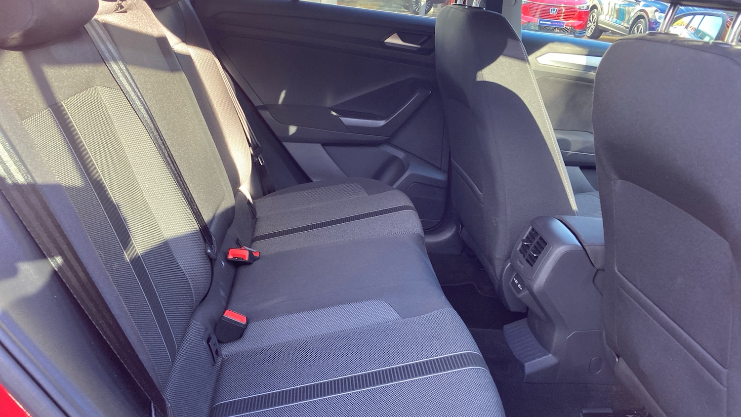 Used Volkswagen T-Roc 2022 for sale - 77323455: Photo 30