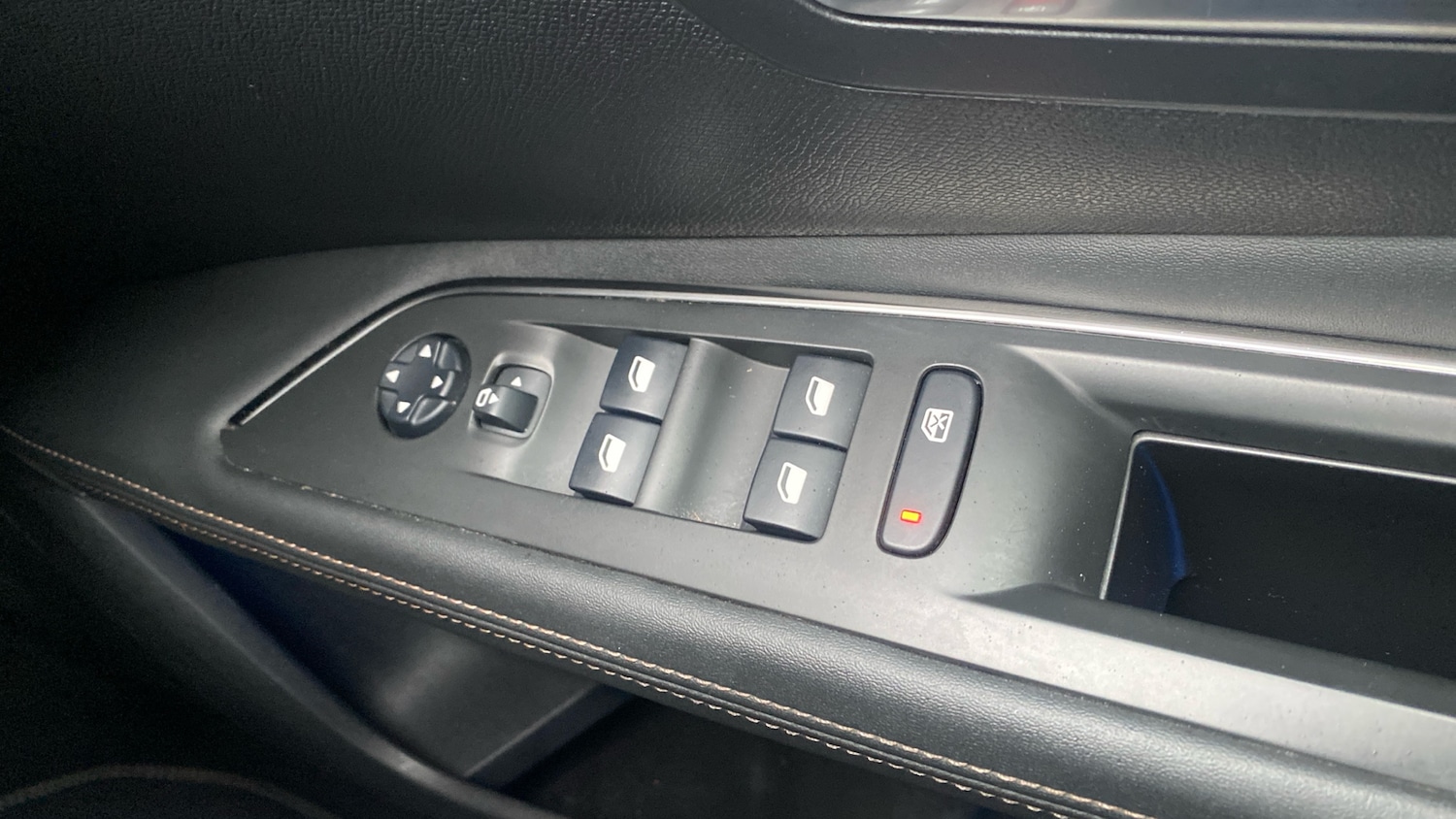 Used Peugeot 3008 2019 for sale - 77296425: Photo 31