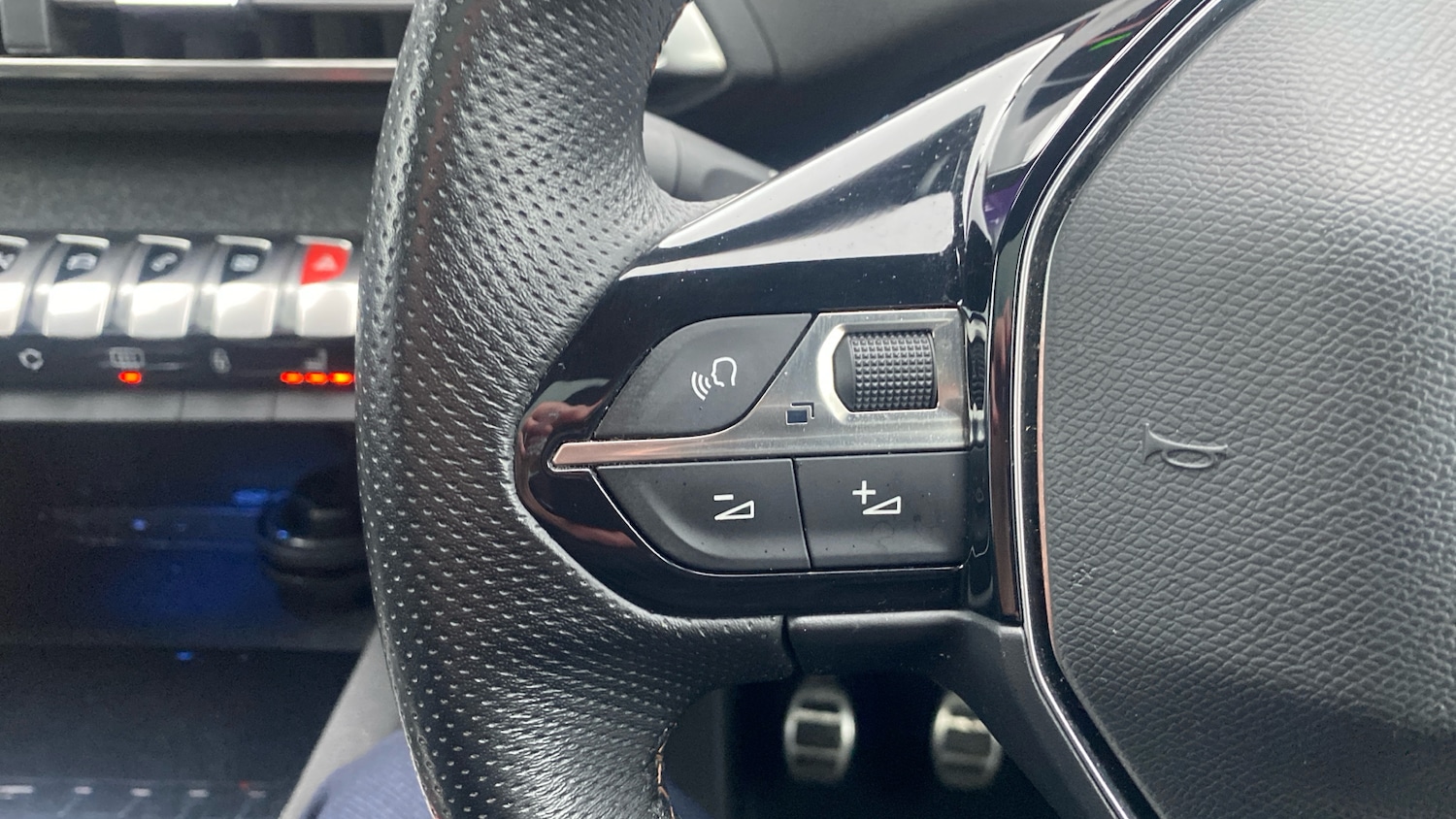 Used Peugeot 3008 2019 for sale - 77296425: Photo 32