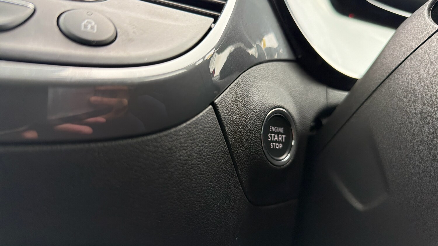 Used Vauxhall Crossland 2022 for sale - 76299311: Photo 34