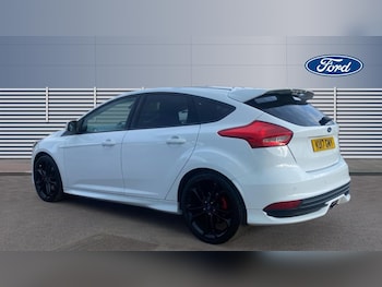 Used Ford Focus 2017 for sale - 77676193: Photo