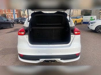 Used Ford Focus 2017 for sale - 77676193: Photo