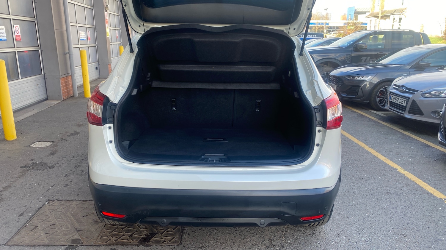 Used Nissan Qashqai 2016 for sale - 77375806: Photo 4