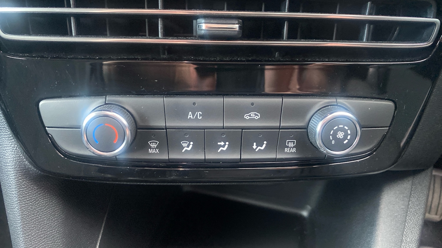 Used Vauxhall Mokka 2023 for sale - 77730767: Photo 32