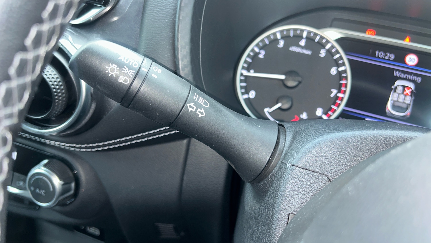 Used Nissan Juke 2022 for sale - 76637261: Photo 36