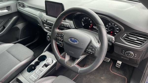 Used Ford Focus 2018 for sale - 76311336: Photo 11