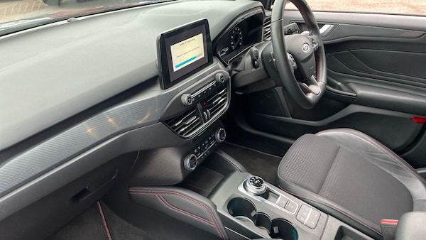 Used Ford Focus 2018 for sale - 76311336: Photo 9