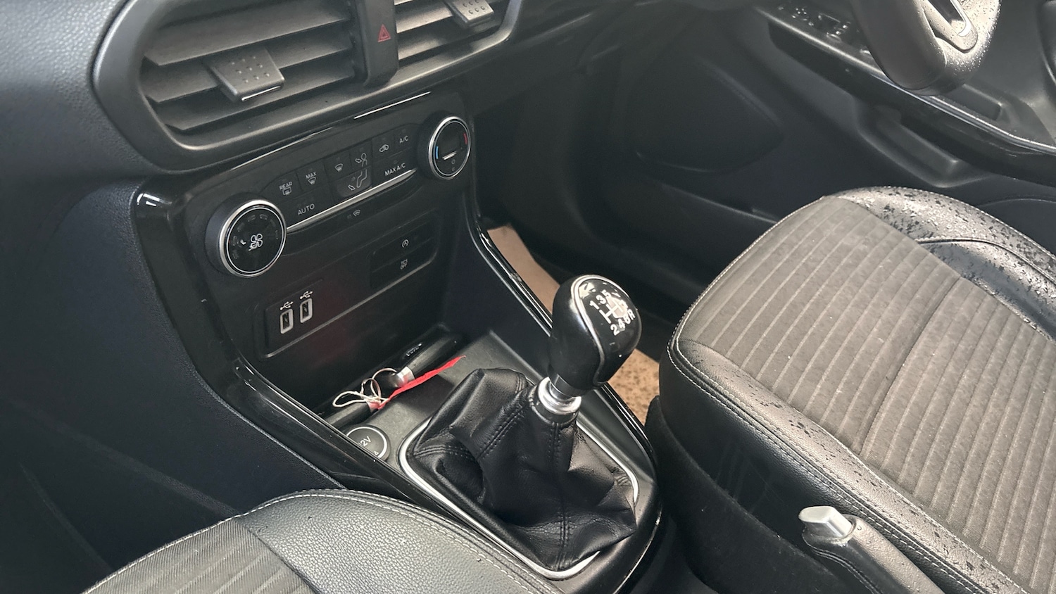 Used Ford Ecosport 2018 for sale - 77578101: Photo 13