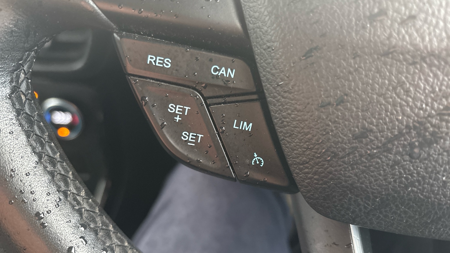 Used Ford Ecosport 2018 for sale - 77578101: Photo 28