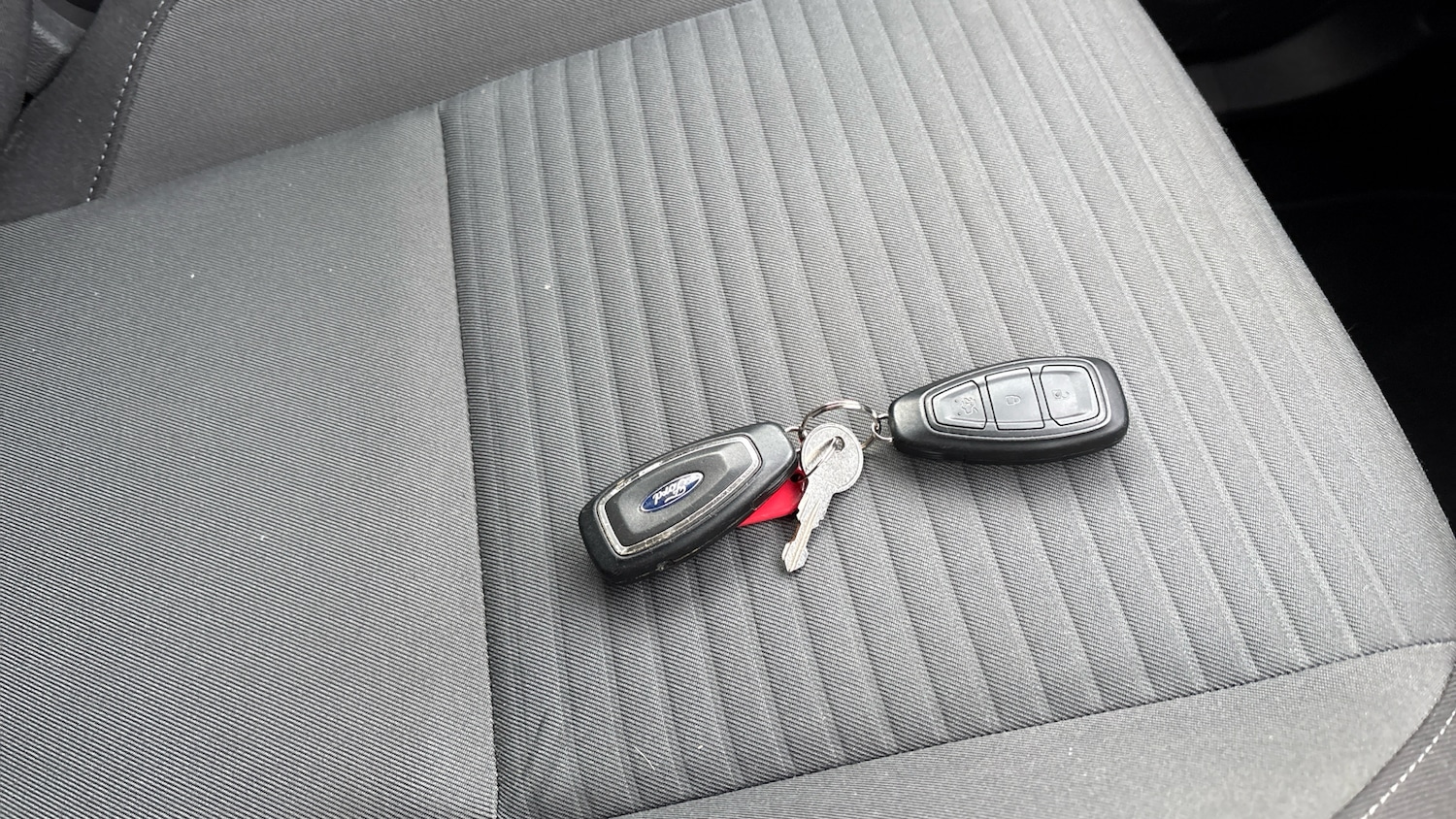 Used Ford Grand C-Max 2017 for sale - 77997502: Photo 20