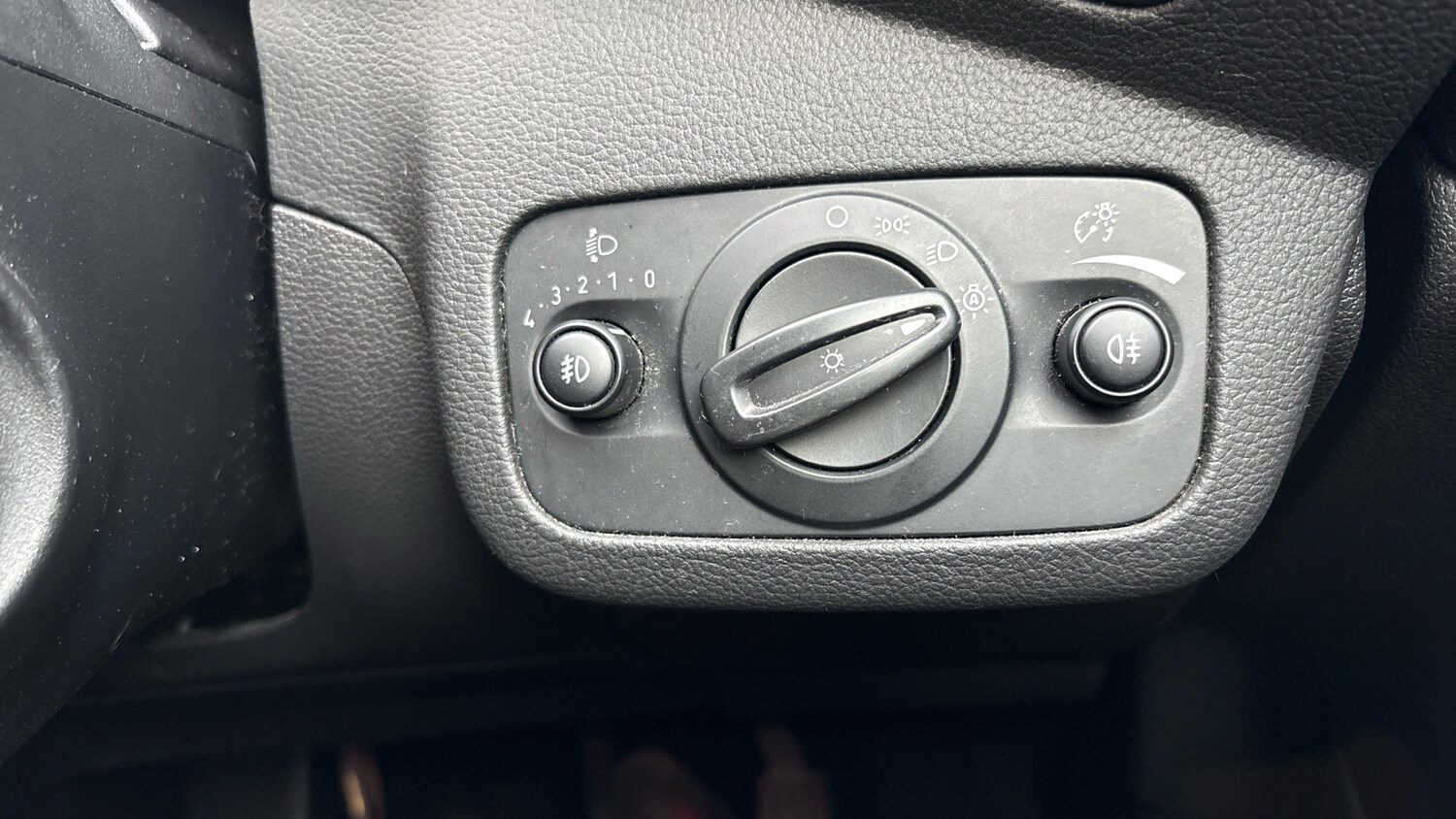 Used Ford Grand C-Max 2017 for sale - 77997502: Photo 43