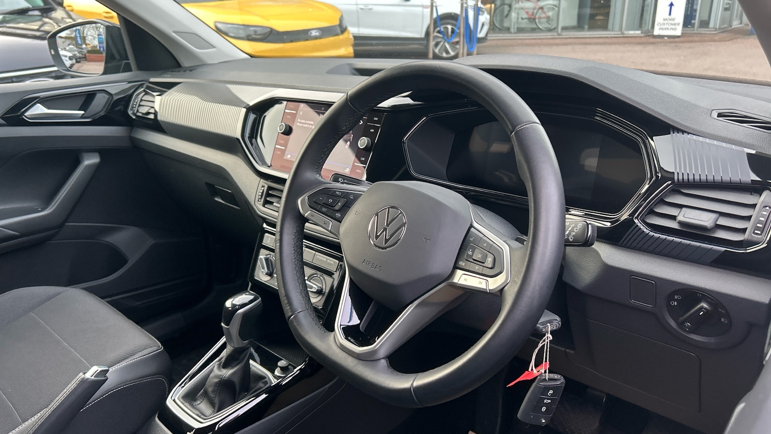 Used Volkswagen T-Cross 2023 for sale - 77591306: Photo 11