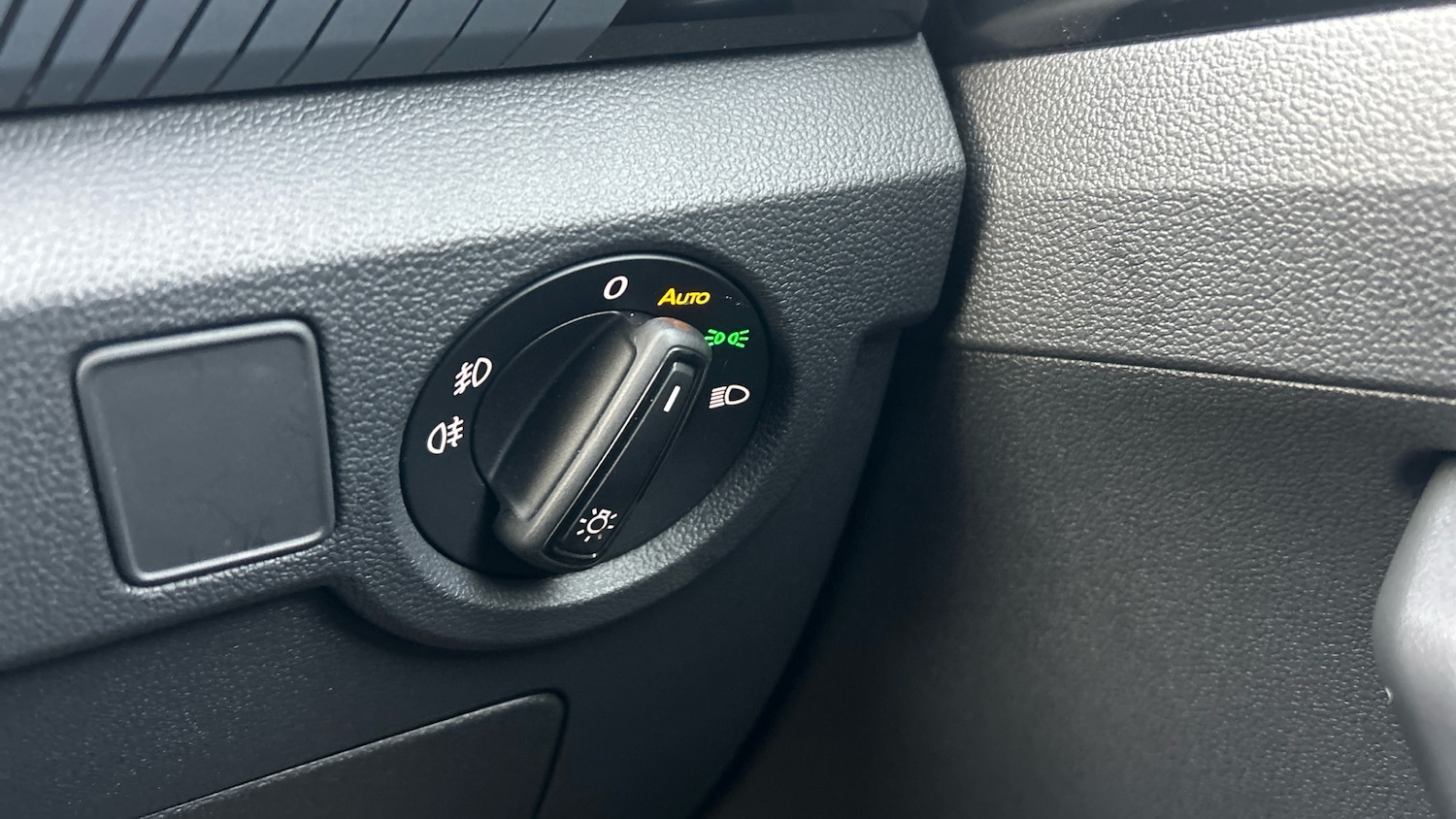 Used Volkswagen T-Cross 2023 for sale - 77591306: Photo 28