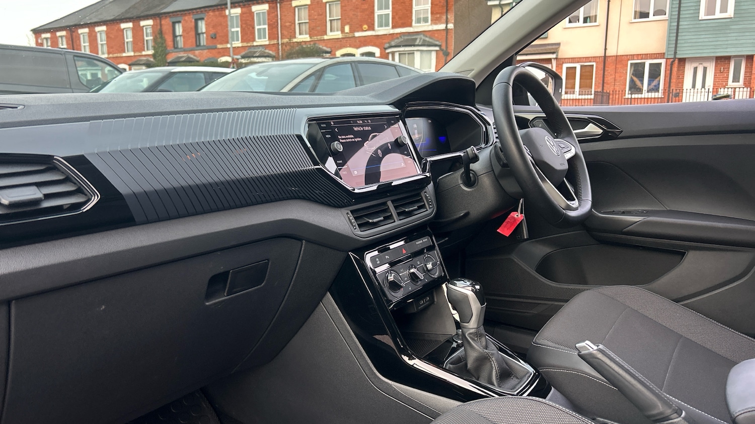 Used Volkswagen T-Cross 2023 for sale - 77591306: Photo 9