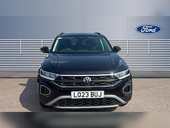 Used Volkswagen T-Roc 2023 for sale - 75511071: Photo