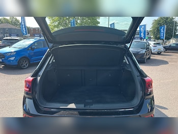 Used Volkswagen T-Roc 2023 for sale - 75511071: Photo