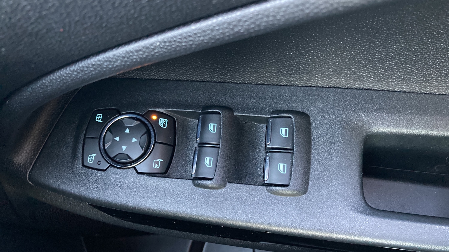 Used Ford Ecosport 2019 for sale - 76696912: Photo 21