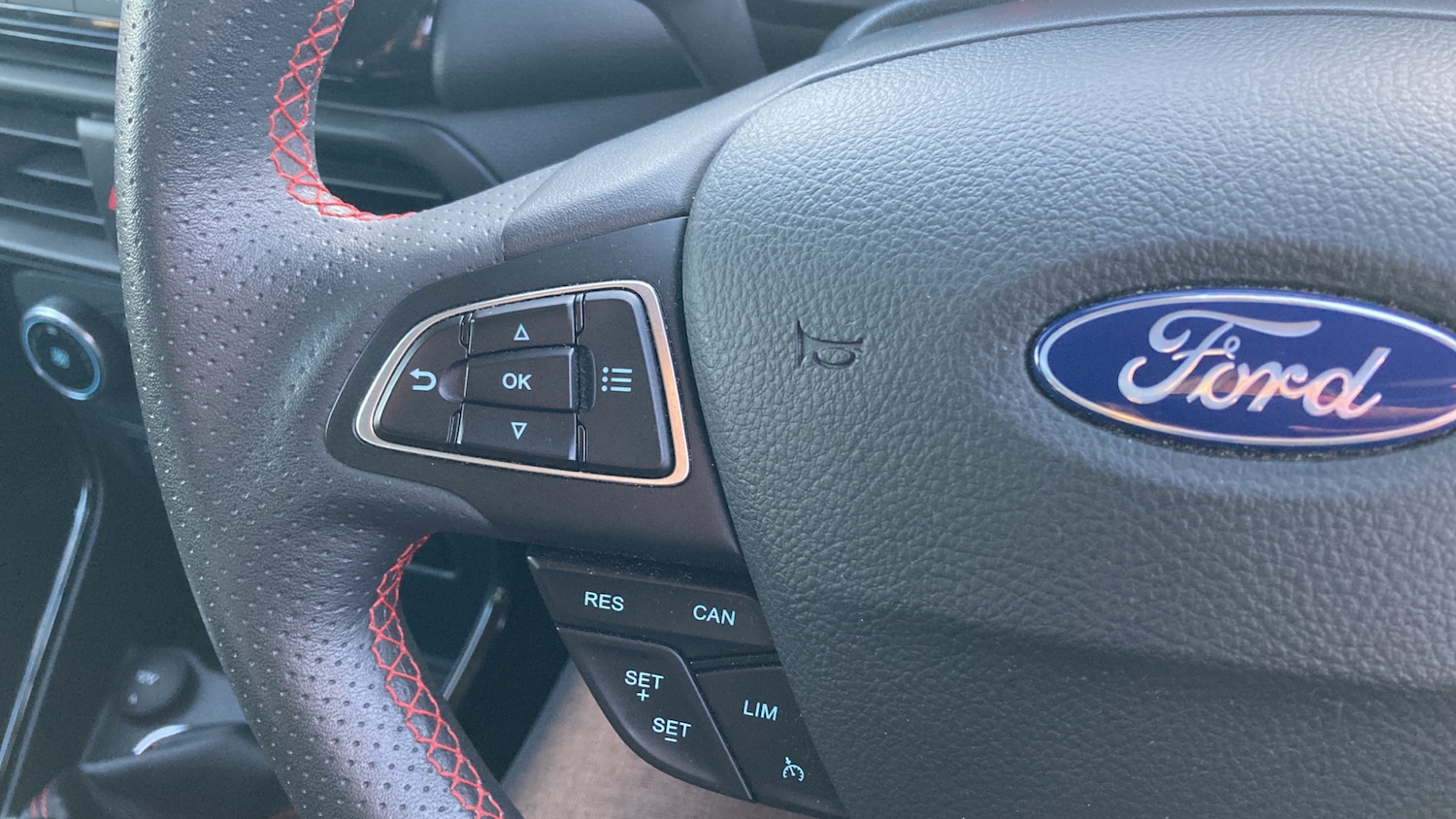 Used Ford Ecosport 2019 for sale - 76696912: Photo 25