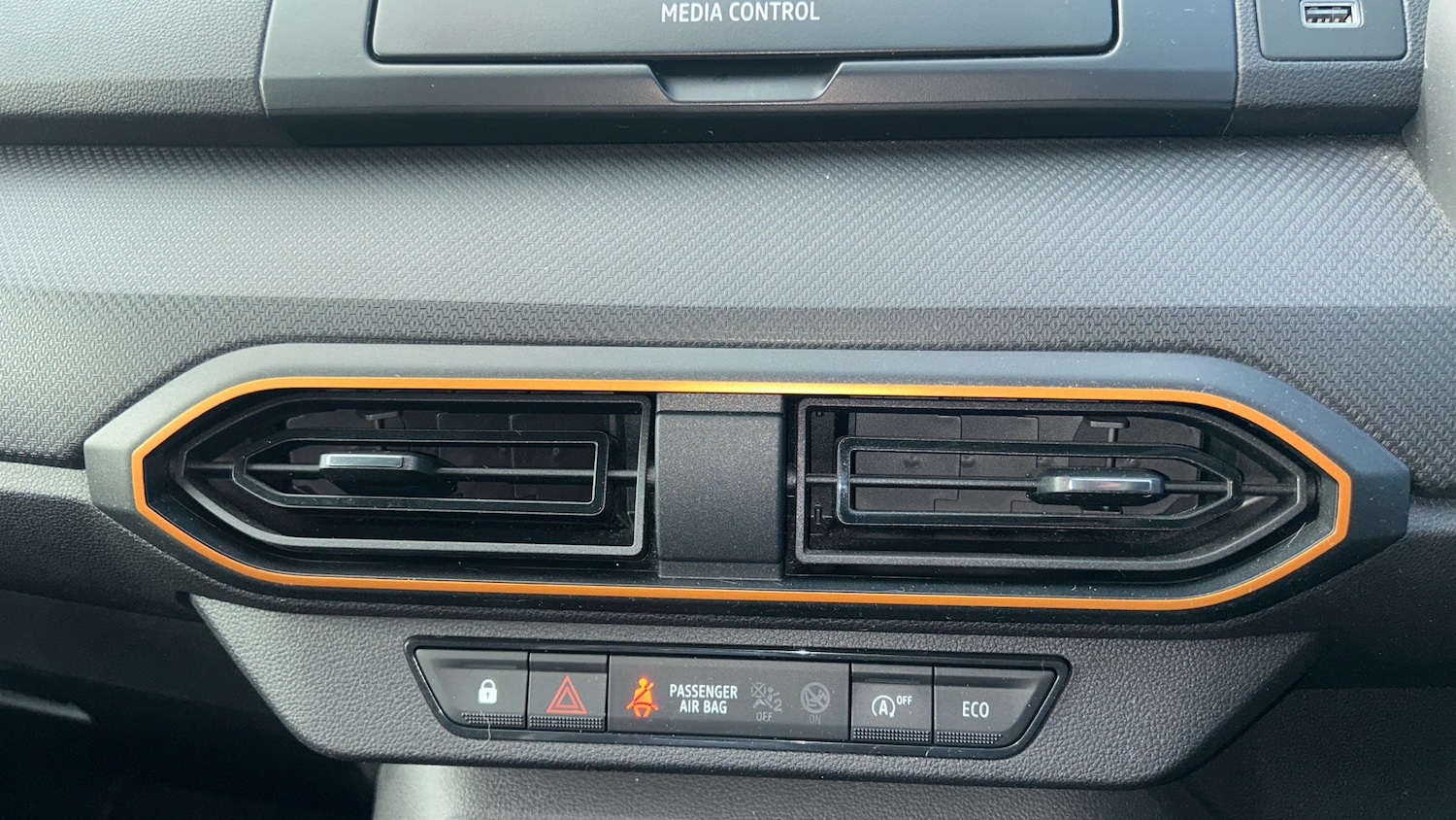 Used Dacia Sandero Stepway 2021 for sale - 76526448: Photo 26