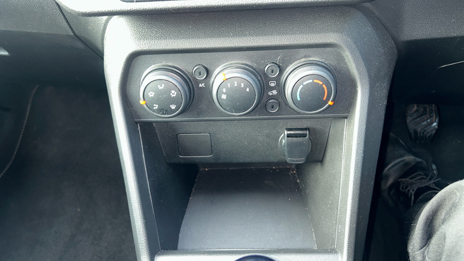 Used Dacia Sandero Stepway 2021 for sale - 76526448: Photo 27