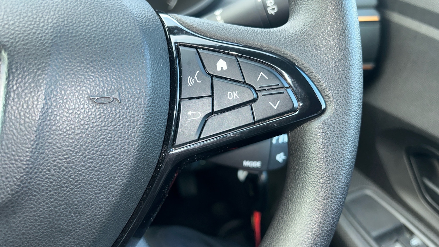 Used Dacia Sandero Stepway 2021 for sale - 76526448: Photo 34