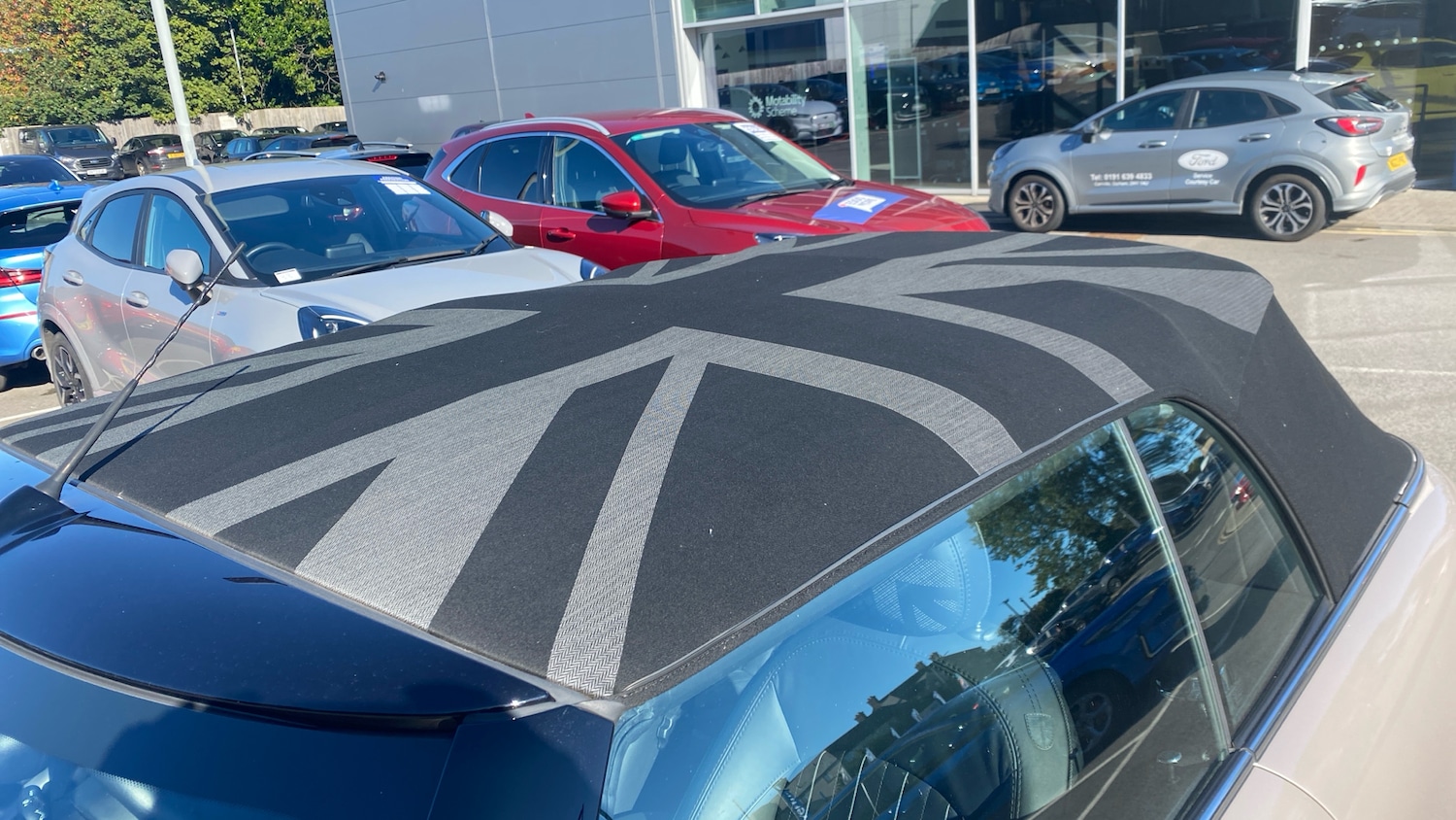 Used MINI Convertible 2021 for sale - 76932110: Photo 22