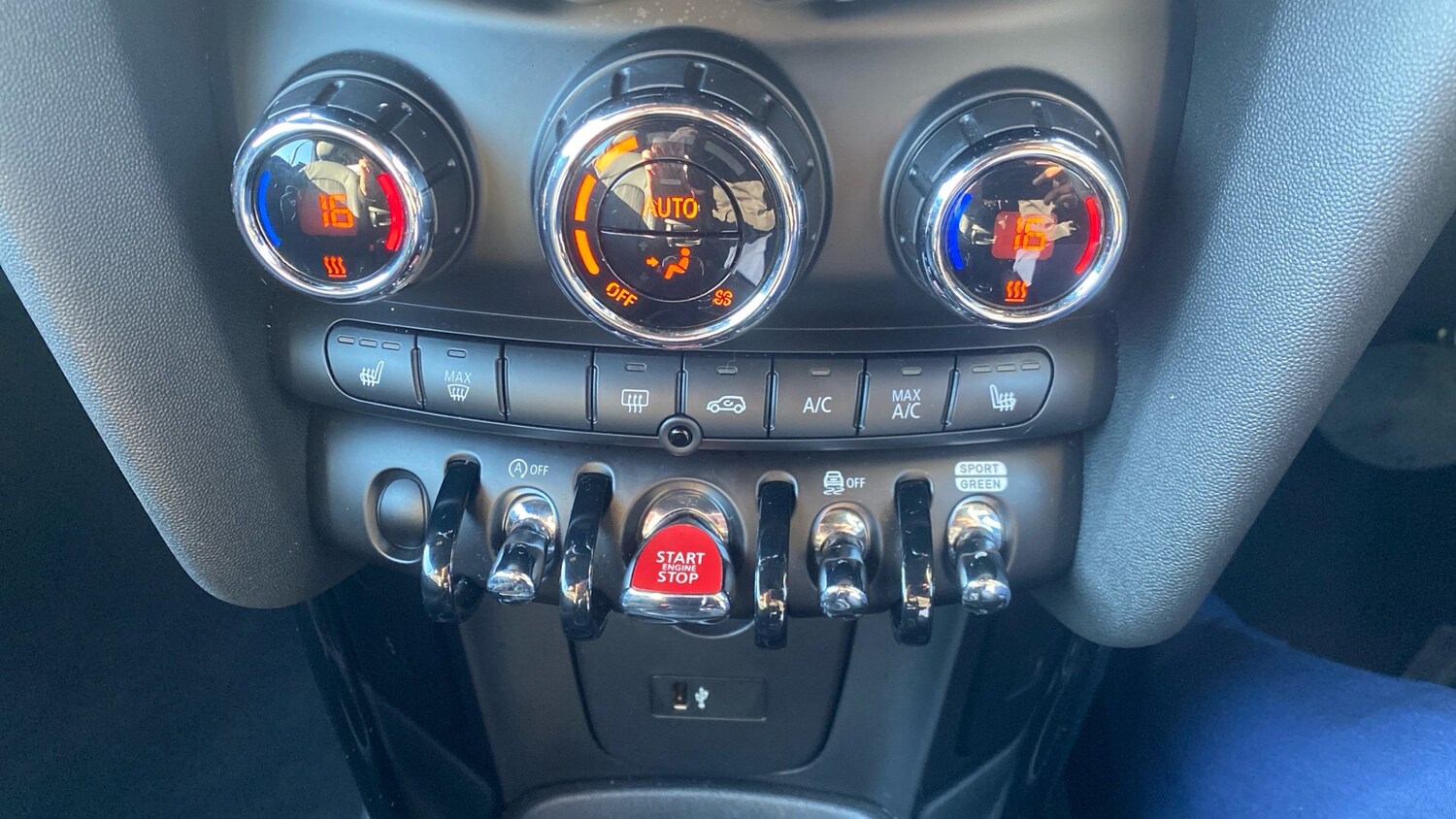 Used MINI Convertible 2021 for sale - 76932110: Photo 28