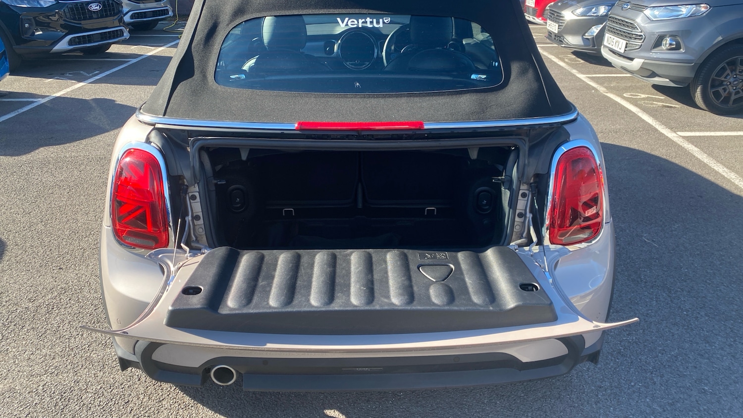 Used MINI Convertible 2021 for sale - 76932110: Photo 4
