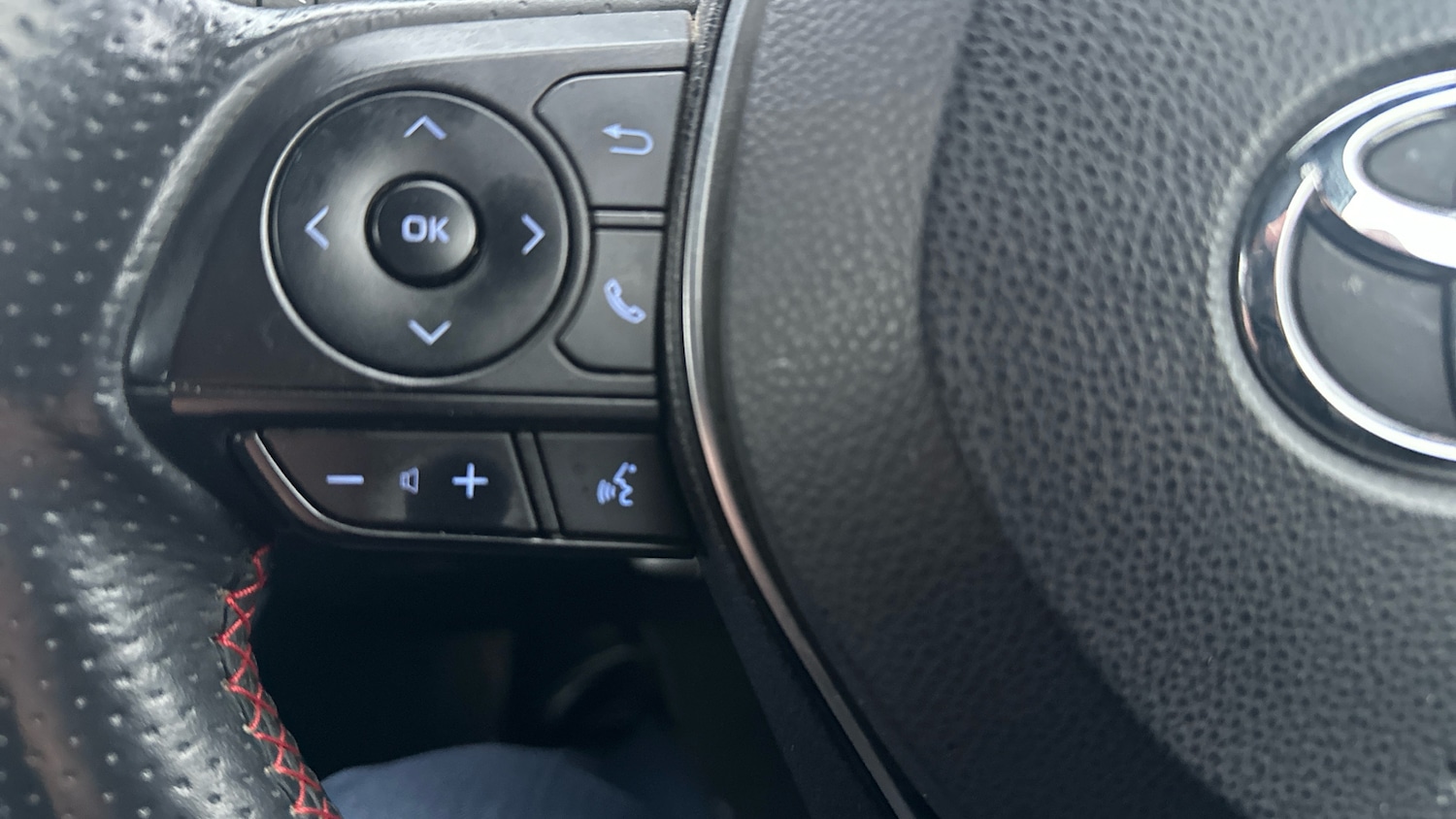 Used Toyota Corolla 2022 for sale - 76891625: Photo 34