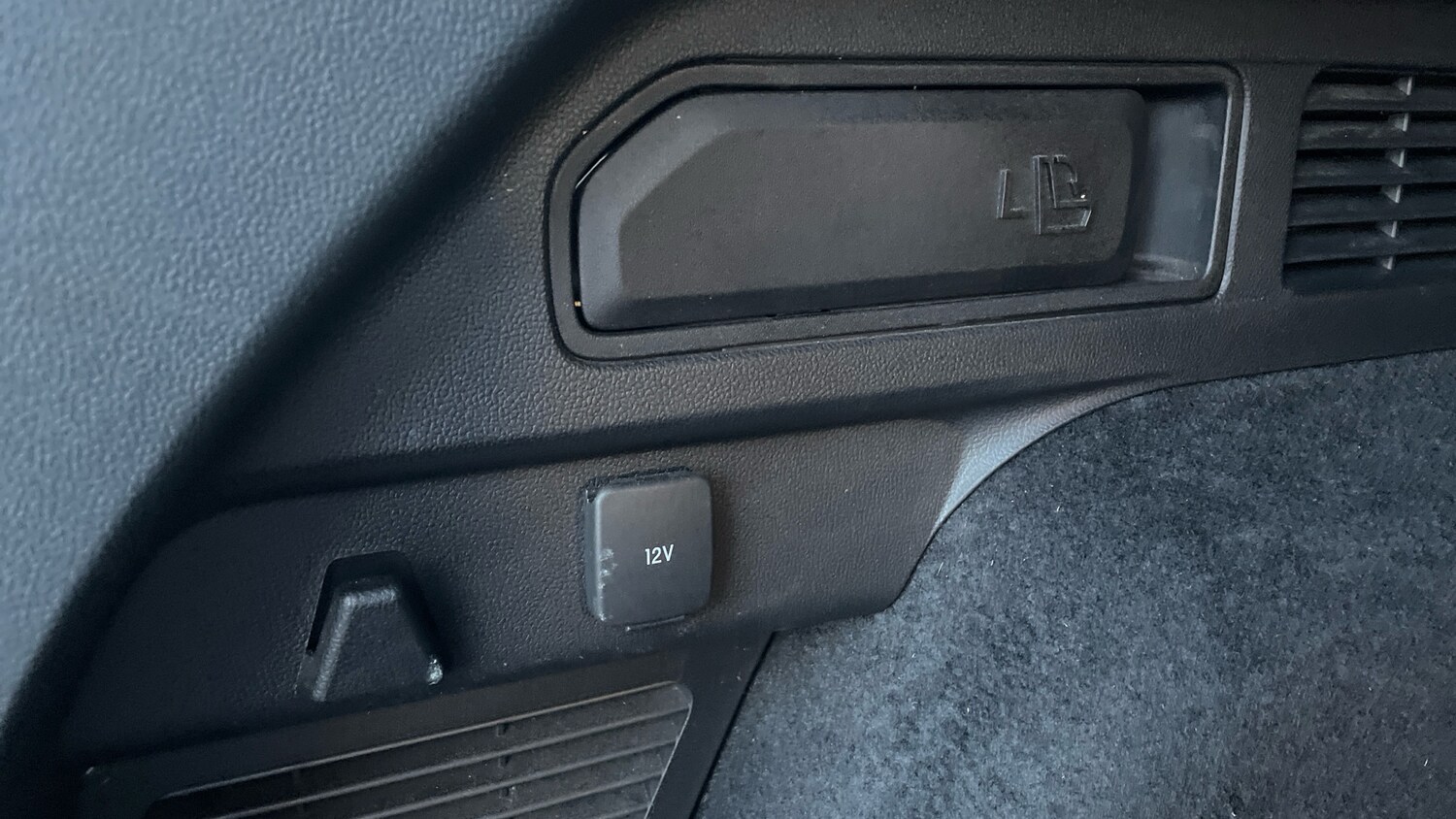 Used Ford Kuga 2023 for sale - 76578090: Photo 30