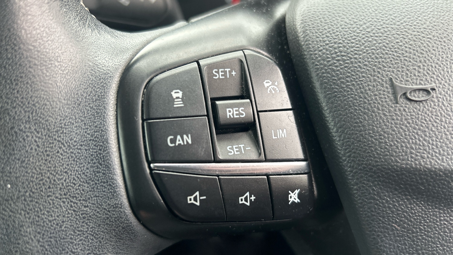 Used Ford Fiesta 2018 for sale - 76316331: Photo 21