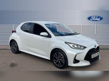 Used Toyota Yaris 2023 for sale - 79399094: Photo