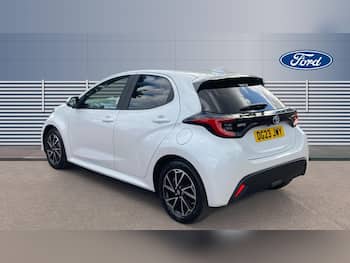 Used Toyota Yaris 2023 for sale - 79399094: Photo