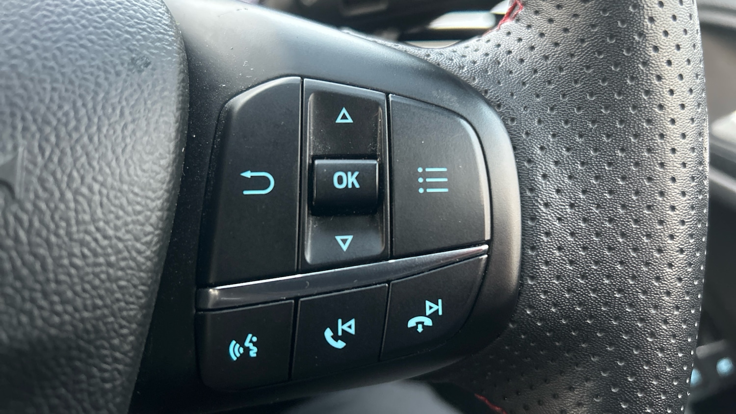 Used Ford Focus 2023 for sale - 76979721: Photo 30