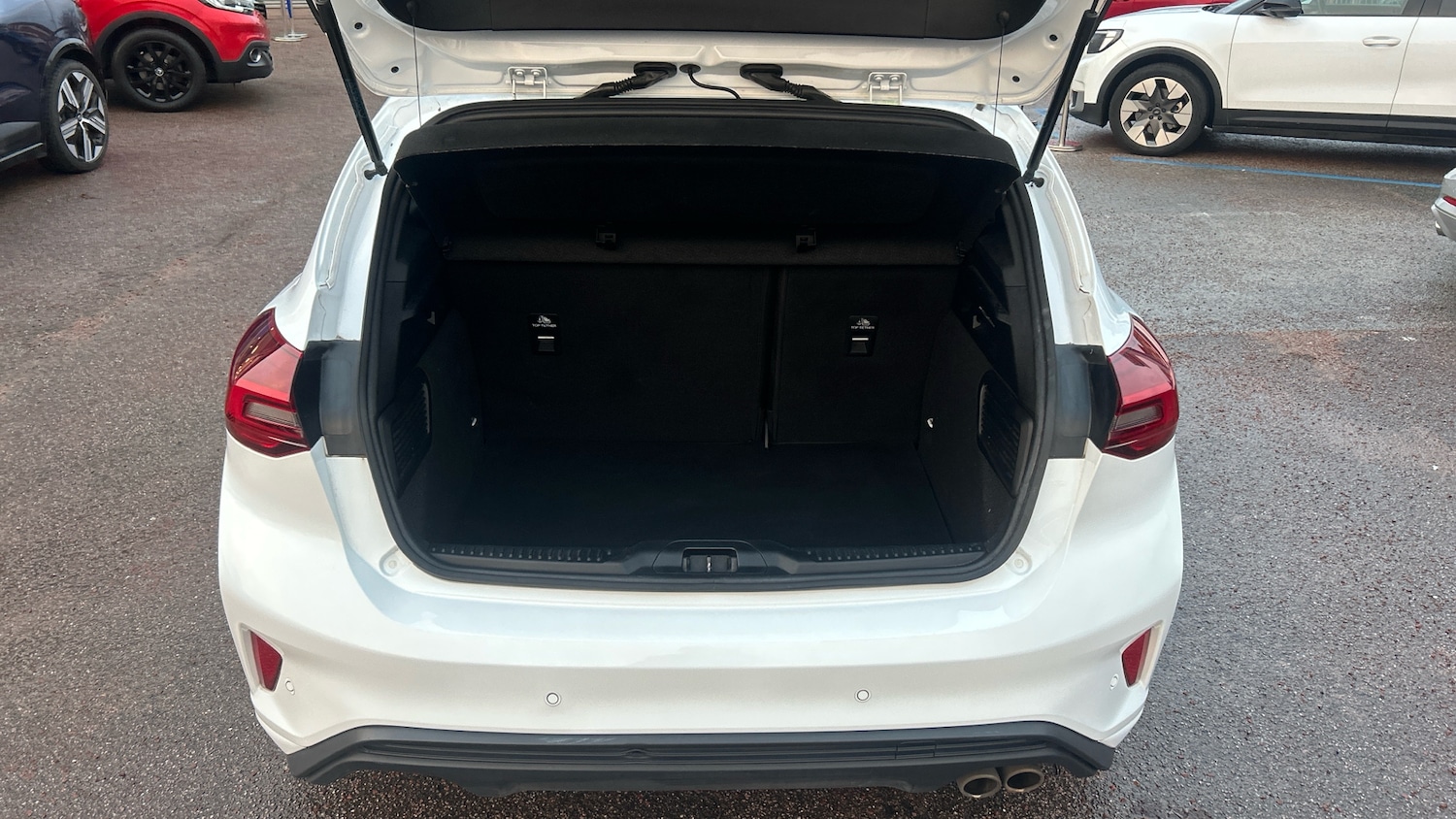 Used Ford Focus 2023 for sale - 76979721: Photo 4