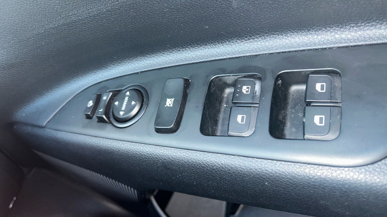 Used Kia Rio 2023 for sale - 76748354: Photo 35