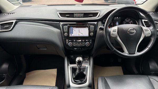 Used Nissan Qashqai 2017 for sale - 76298883: Photo 10