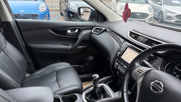 Used Nissan Qashqai 2017 for sale - 76298883: Photo 23
